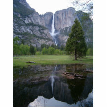 reflexão de Yosemite Falls Esculturafoto