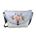 Rosas da borboleta em pontos azuis com monograma bolsa mensageiro