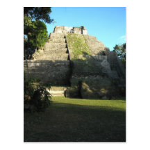 Ruínas maias em Yaxha, Guatemala Cartões Postais