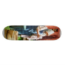 Senhora Doing Lavanderia Skate