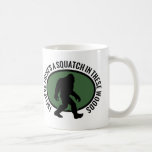 Squatch oval legal nestas madeiras caneca