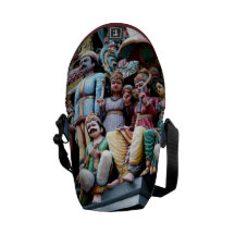 Templo de Sri Mariamman, Singapore Bolsa Mensageiro
