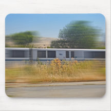 Trem movente rápido em um mousepad