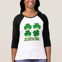 Uma destas coisas não é como a outro… t-shirts
