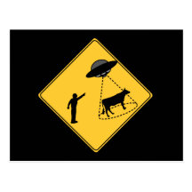 Vaca do sinal de estrada e UFO Cartões Postais