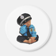 WearyPoliceman100111 Imã