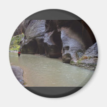 Zion reduz os córregos que caminham vadear imas