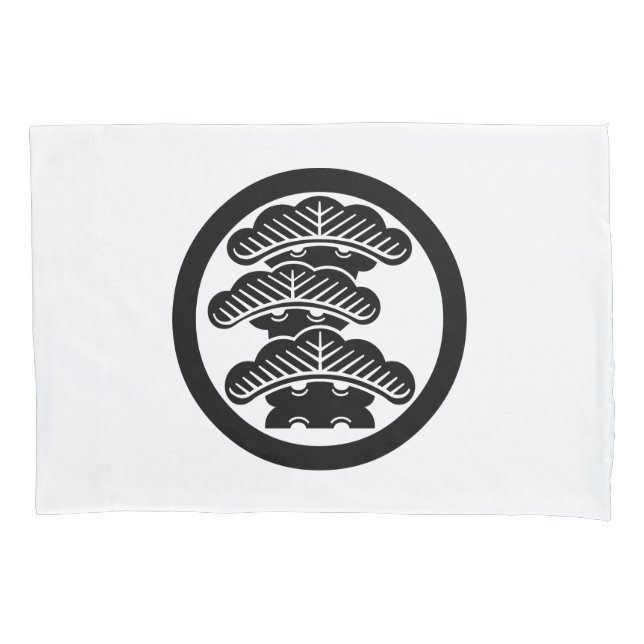 丸に左三階松 (Frente)