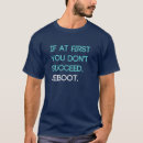 Pesquisar por repartição camisetas Fora de