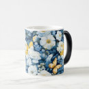 Pesquisar por flor branca azul canecas Qualquer pessoa
