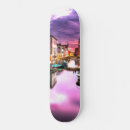 Pesquisar por material… skates Material desportivo