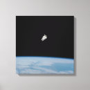 Pesquisar por astronauta impressão de canvas Terra