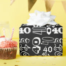 Pesquisar por 40 anos papel de presente Sobre a colina