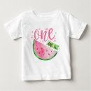 Pesquisar por nascimento do bebê camisetas Bebê menina