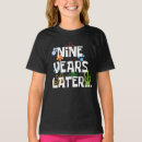 Pesquisar por aniversário nove camisetas Engraçado