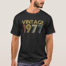 Pesquisar por feito em 1977 camisetas Retrô