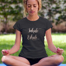 Pesquisar por folha ouro camisetas Rosa