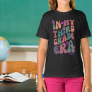 Pesquisar por terceiro camisetas Professor do terceiro ano
