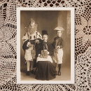 Pesquisar por crianças antigas cartoes postais Festa