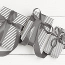 Pesquisar por listras preto e branco papel de presente Para ele