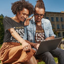 Pesquisar por css a meu html camisetas Para todos