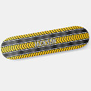 Pesquisar por preto e amarelo skates Para ele