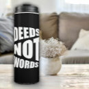 Pesquisar por batedor canecas Para ele