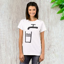 Pesquisar por eu tenho a sede camisetas Para ela