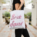 Pesquisar por rosa brilhante bolsas tote Solteira