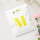 Pesquisar por amarelo branco Qualquer pessoa