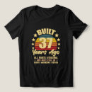 Pesquisar por 37 anos camisetas Aniversário