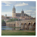 Pesquisar por arquitetura antiga azulejos Pedra