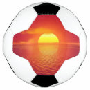 Pesquisar por oceano da bola futebol Pôr do sol