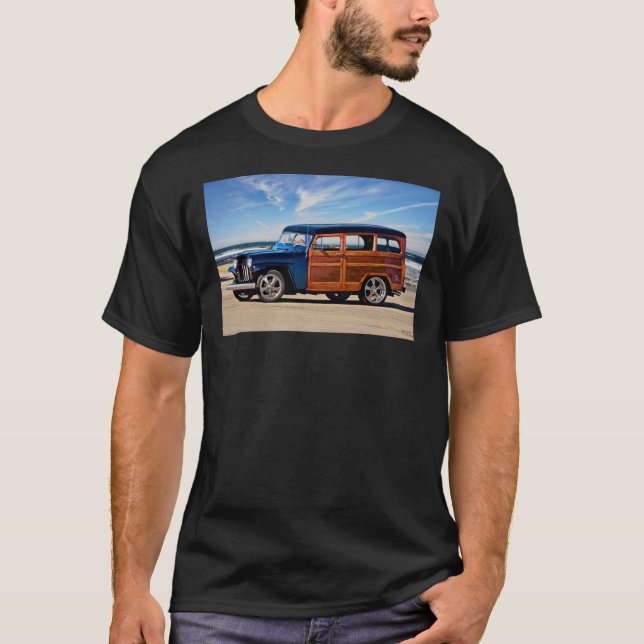 1949 Willys Woody Wagon I Classic T-Shirt (Frente)