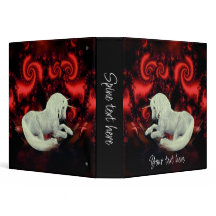 Cavalo de Fantasia Fractal do Unicórnio Branco Per