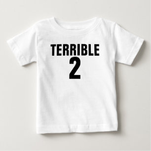 2 (dois) t-shirt TERRÍVEIS da criança