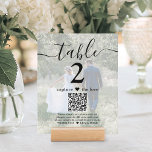 2 Foto Casamento Website QR Código Preto Número da<br><div class="desc">Adicione um toque de acabamento personalizado a decorações de recepção de casamento com cartões personalizados de números de tabela de foto e código QR. As imagens e todo o texto são simples de personalizar e podem ser diferentes ou iguais em frente e atrás. Se preferido, mude "capturar o amor" para...</div>