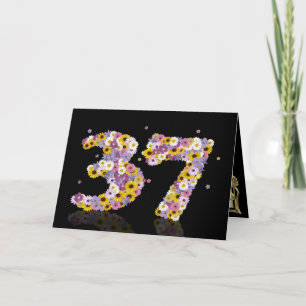 37.o cartão de aniversário com letras em branco