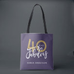 40 e uma fabulosa bolsa de ouro roxa<br><div class="desc">Celebre seu aniversário especial em estilo com este efeito roxo e ouro 40 e fabuloso design de aniversário</div>