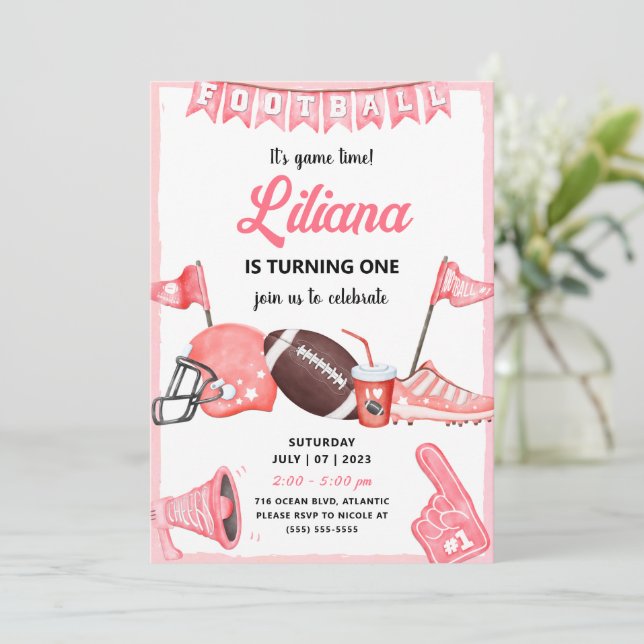 A Bola de Futebol das Meninas Primeiro Convite de  (Em pé/Frente)
