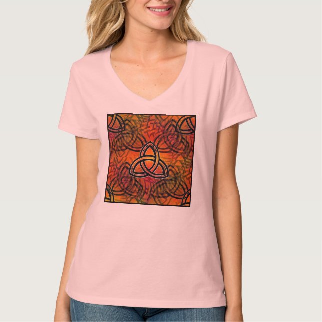 A camisa das mulheres da "trindade" projetou por (Frente)