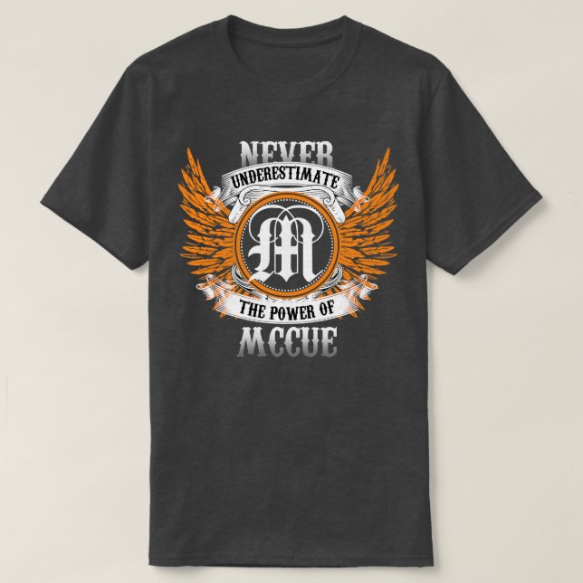 A Camisa De Nome Mccuz Nunca Subestima O Poder De (Frente do Design)