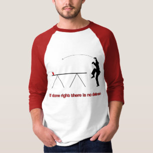 A camisa do guindaste de Pong da cerveja sem o