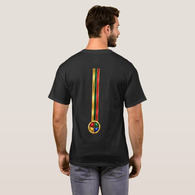 A camiseta (Parte Traseira Completa)