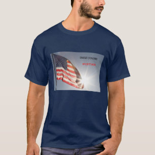 A camiseta da bandeira americana com estas cores