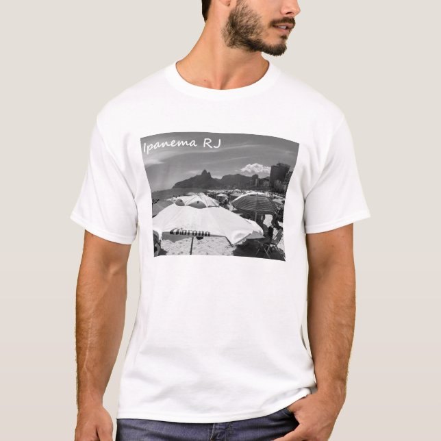 A camiseta perfeita com a praia de Ipanema, no Rio (Frente)