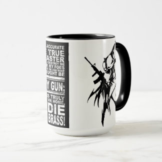 A caneca da ceifeira "morre em uma pilha profunda