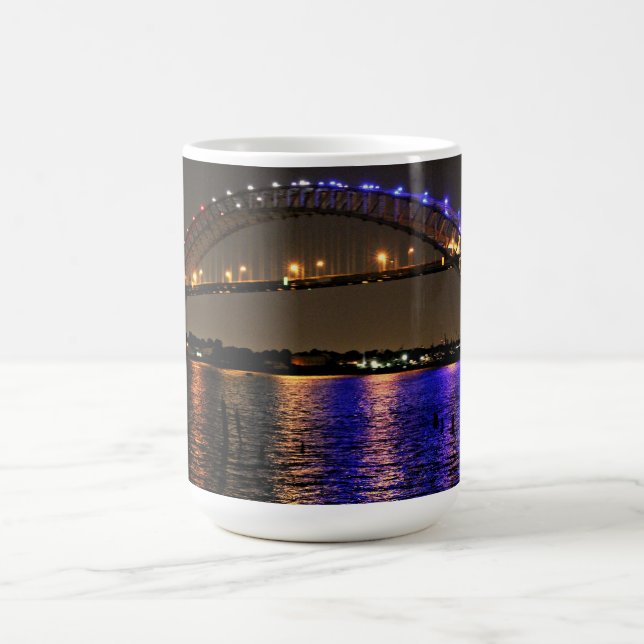A caneca de café da ponte de Bayonne (Centro)