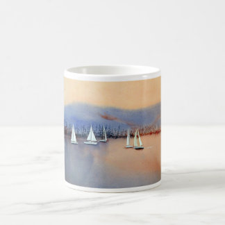 A caneca de café da regata