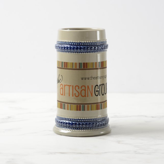 A caneca de cerveja do grupo do artesão (Centro)